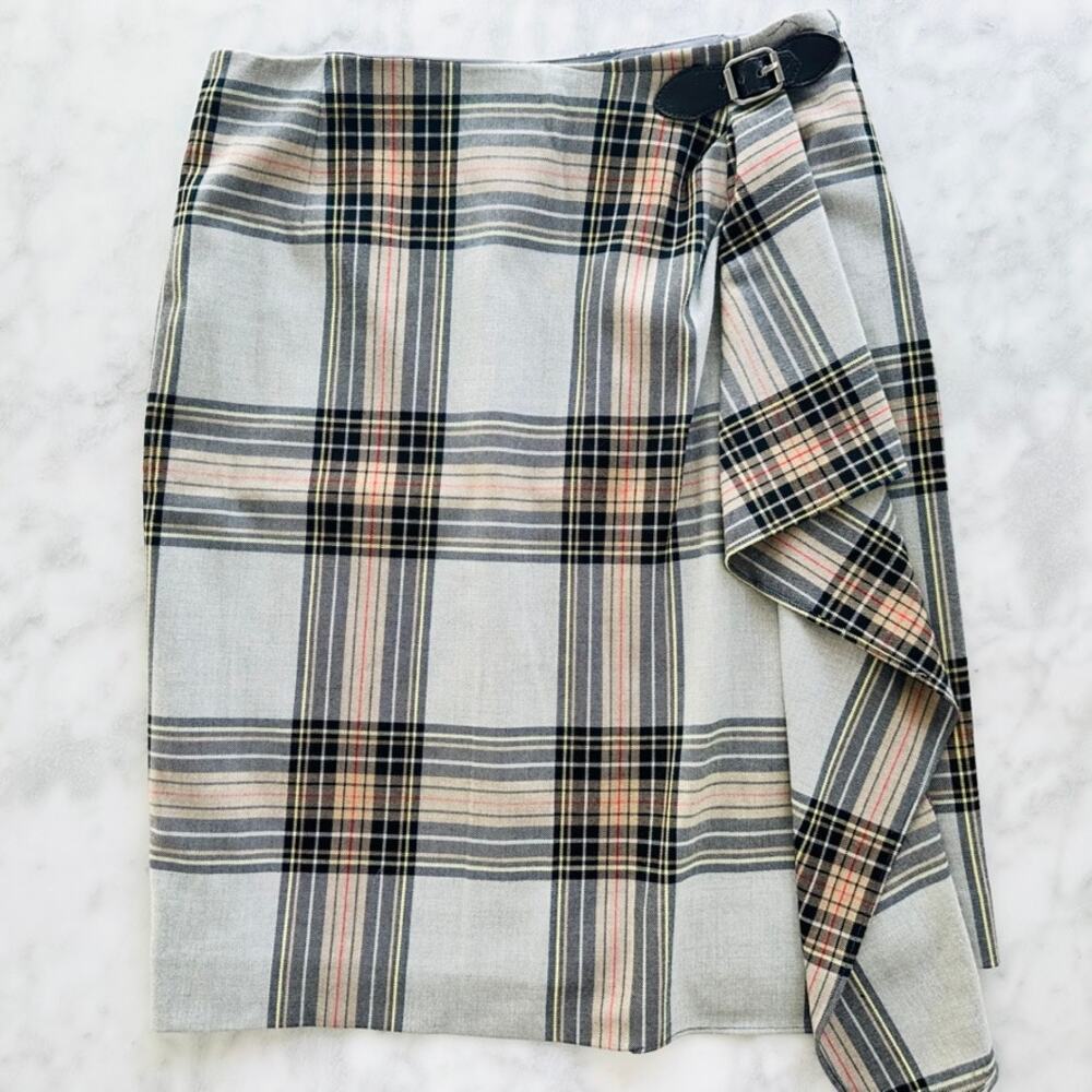Etcetera Ladies Plaid Wrap Skirt Size 2 Contemporary Classic Grey Black Tartan - Picture 1 of 7